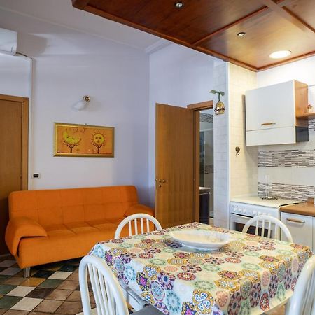 La Casa Di Luca - By Host4U Lejlighed Pulsano Eksteriør billede